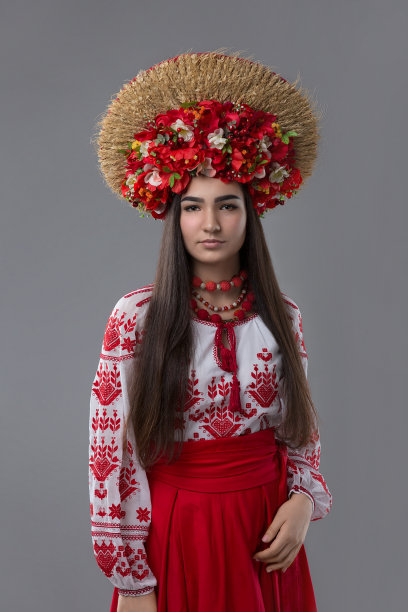 绣花美女头像