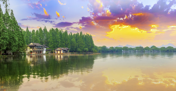 idyllic
