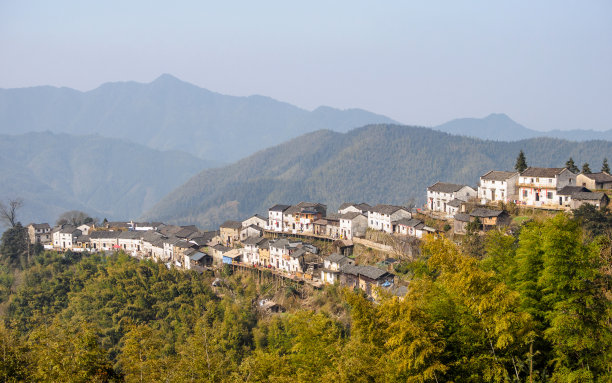 黄山村