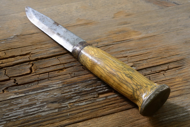 dagger