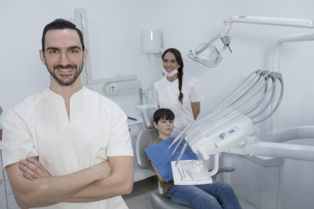 病人在牙科诊所