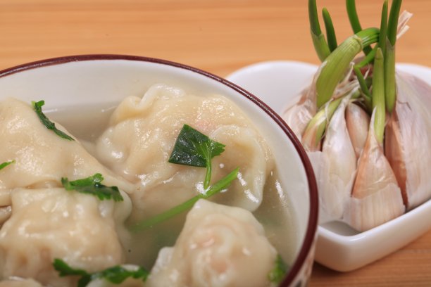 高汤馄饨