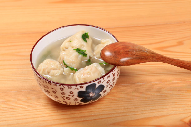 高汤馄饨