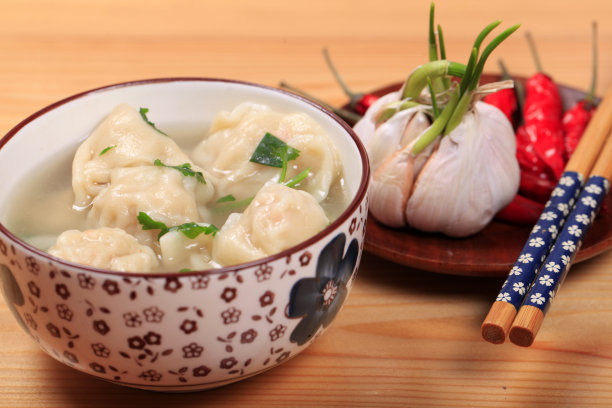 高汤馄饨