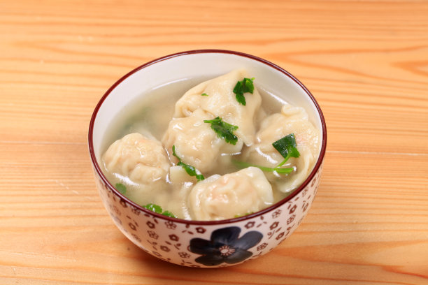 高汤馄饨