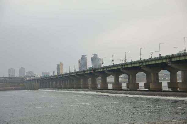 首尔市中心河