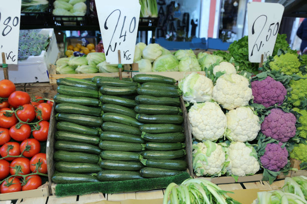 蔬菜销售摊位