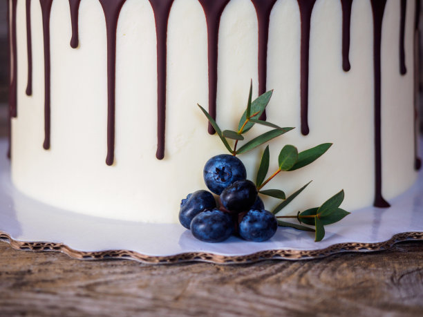 蓝莓曲奇生日蛋糕