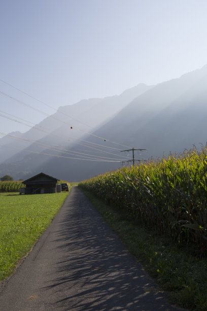 瑞士因特拉肯自然风光