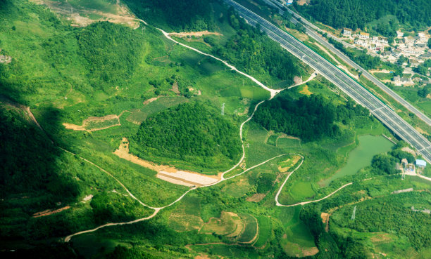 景观山路