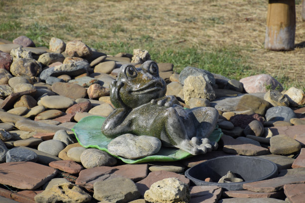 青蛙雕像