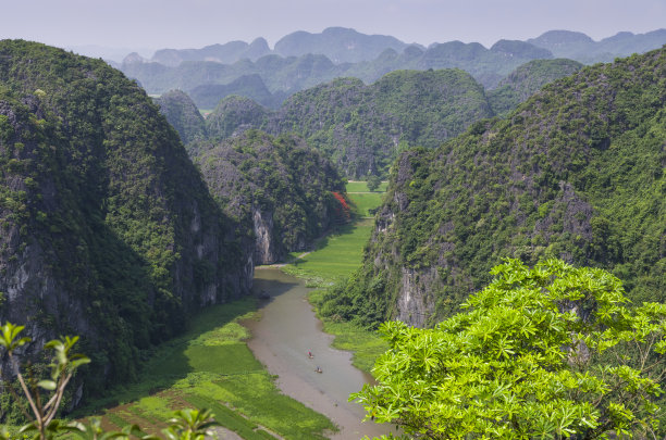 红河