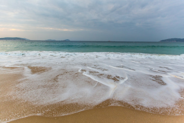 海岛海浪