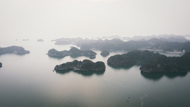 越南下龙湾景区溶洞