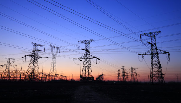 pylons