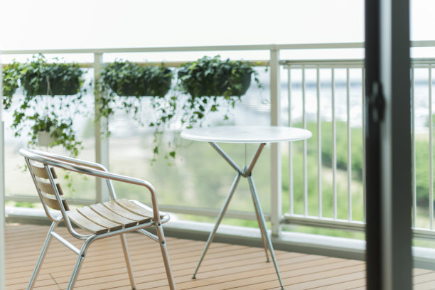balcony