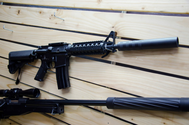 m16