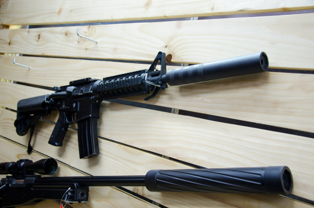 m16