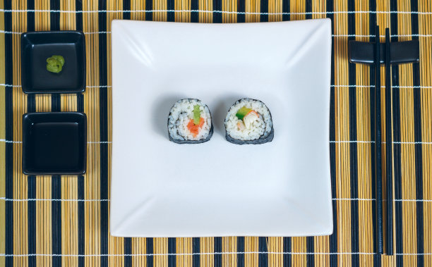 寿司摆盘