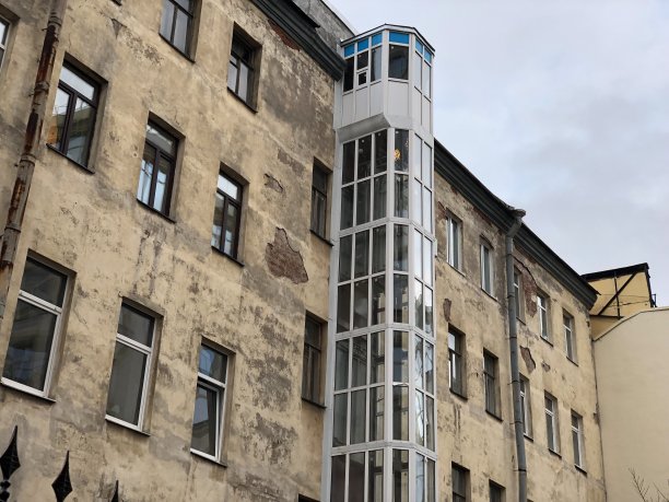 elevator