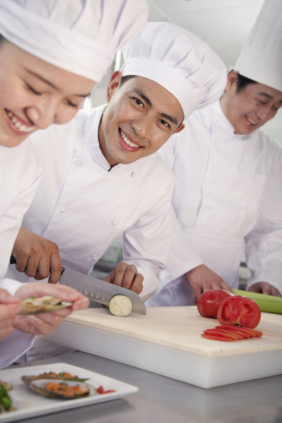 保证学生饮食安全