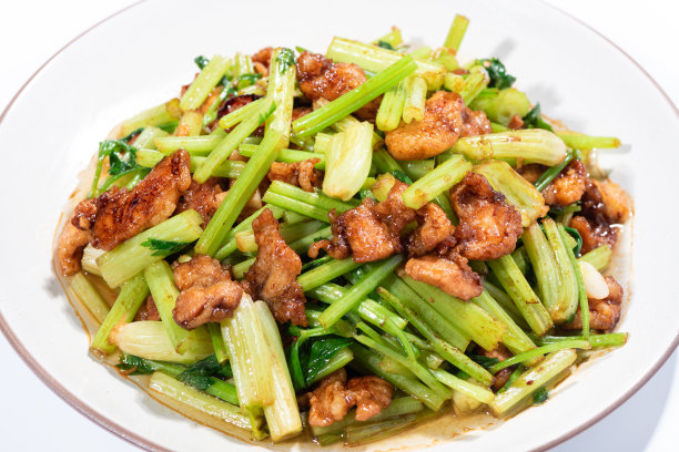 芹菜炒肉