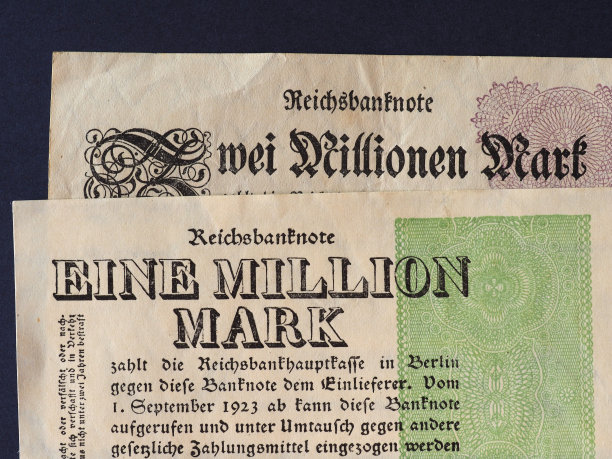 1923