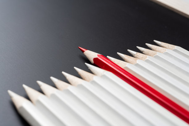 凝聚群众引导群众