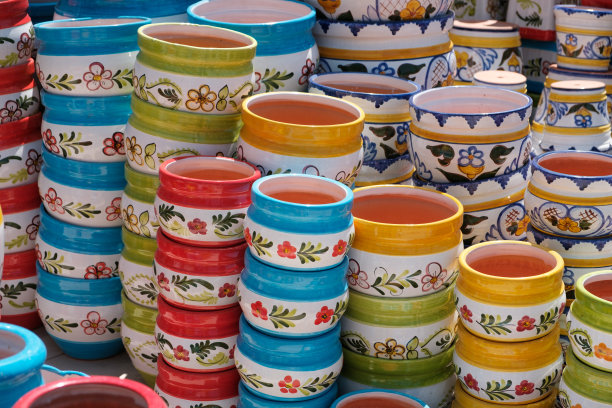 花卉图案精美陶瓷餐盘