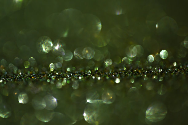 紫色新年背景板设计