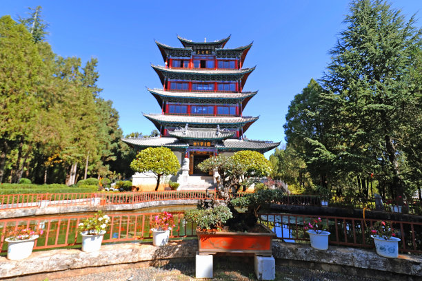 宫廷园林亭台楼阁拱桥