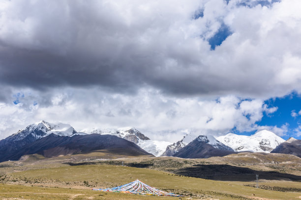 西藏风光拉萨元素