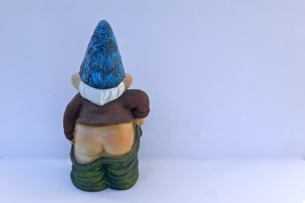 mooning