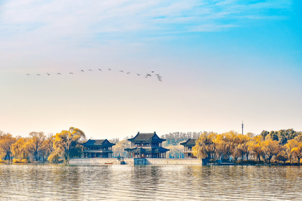 北京颐和园秋日风景