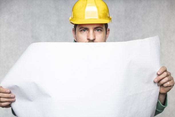 培养建设者接班人