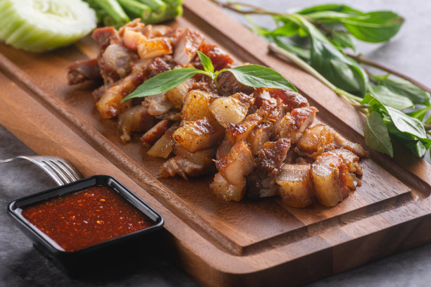 格子烤肉,烤肉餐,烤的