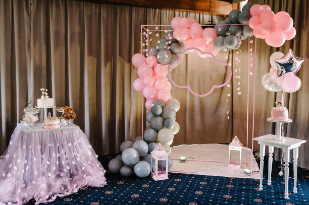 balloons