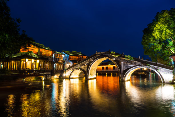 苏州古镇夜景