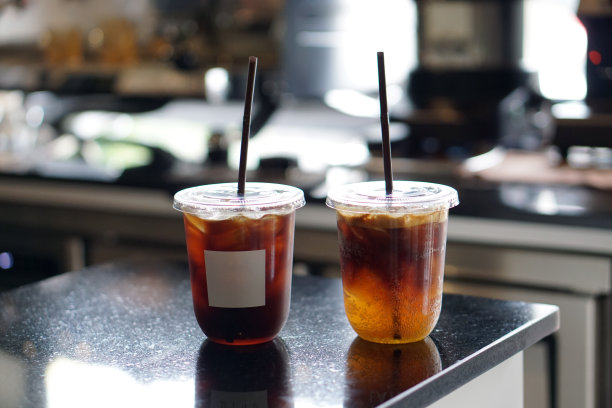 苏打,冰块,鸡尾酒