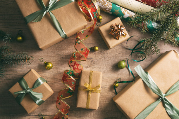 绿色包装盒创意礼品盒