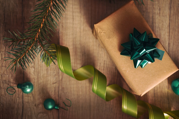 绿色包装盒创意礼品盒