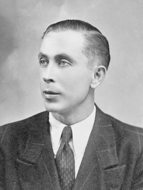 1925