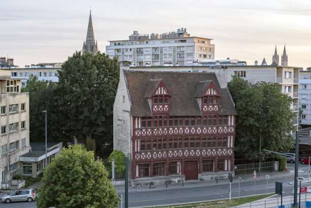 caen