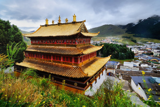 西藏风情建筑