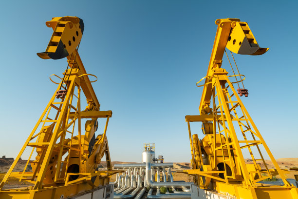 新疆石油开采