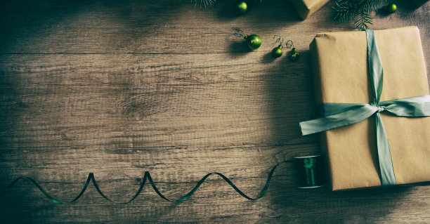 绿色包装盒创意礼品盒