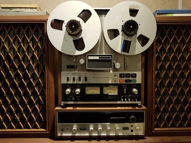 磁带录音机