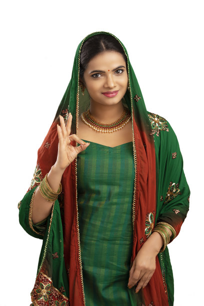 传统节日东方女性服饰