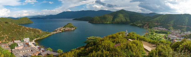 航拍云南泸沽湖旅游目的地风光