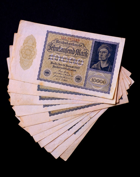 1922
